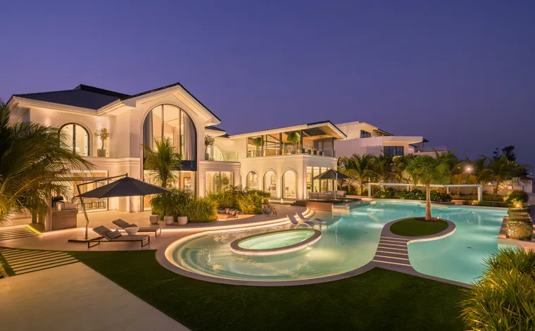 Discover the Best Property for Sale in Palm Jumeirah: Luxury Living at Its Finest